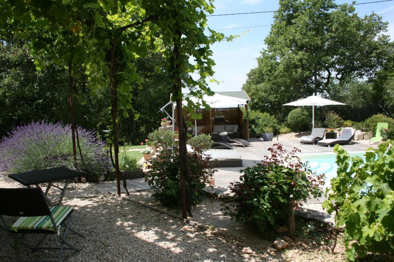 Bed and Breakfast Le Mas Des Pierres Blanches Венаск Экстерьер фото